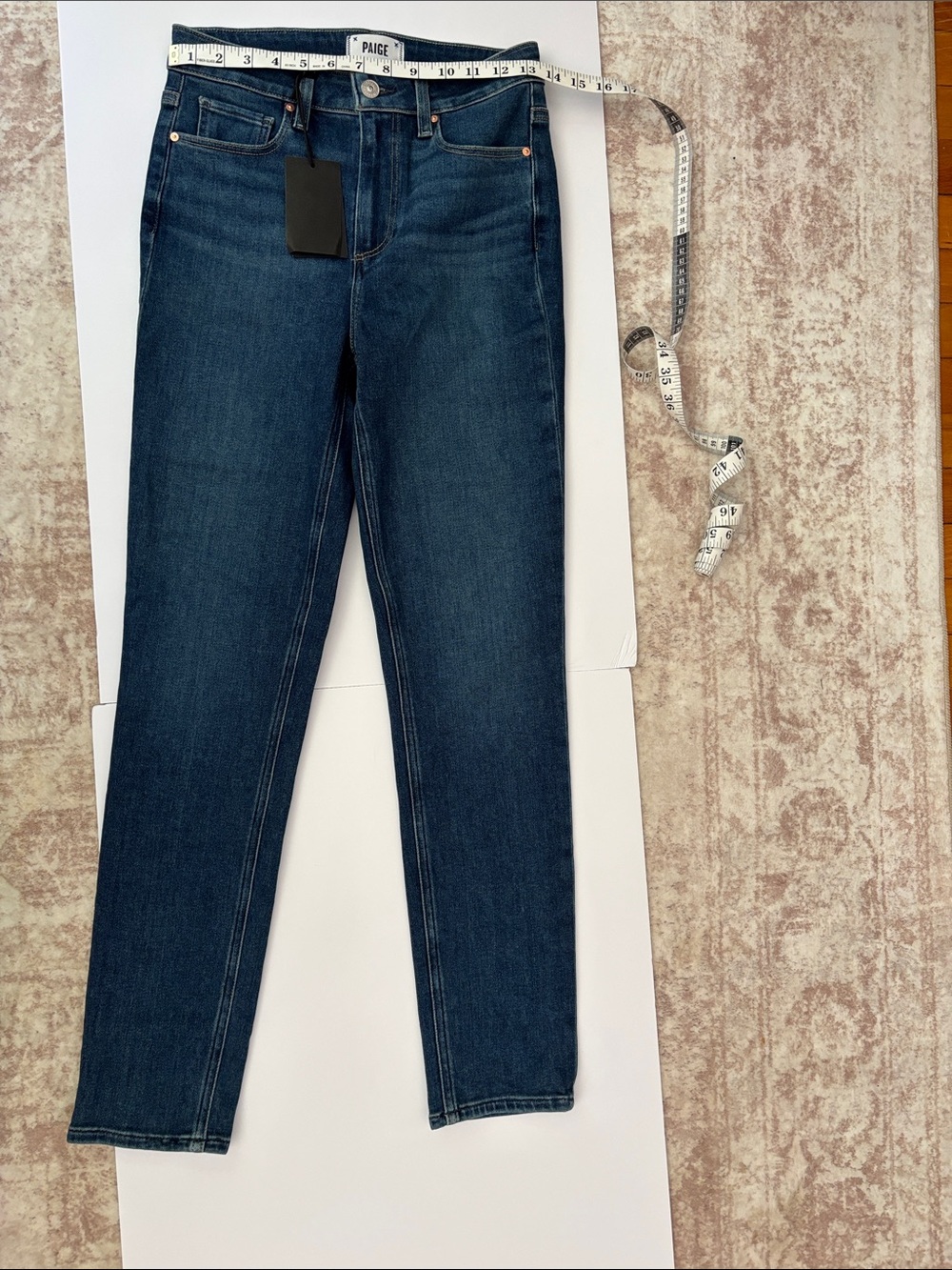 PAIGE Gemma size 26 Skinny Jeans in Deep Indigo Wash